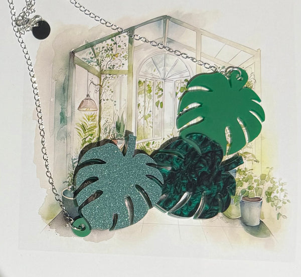 Monstera necklace