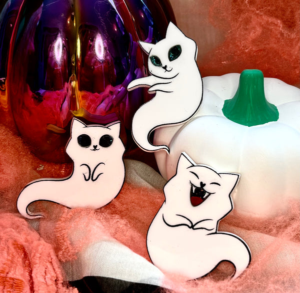 Happy Ghostly Kitties