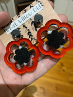 Poppy spinner earrings